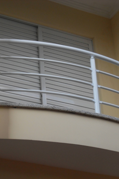 guarda-corpo torre de inox
botão de inox
travessas