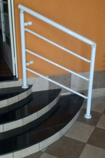 guarda-corpo torre de inox
botão de inox
travessas