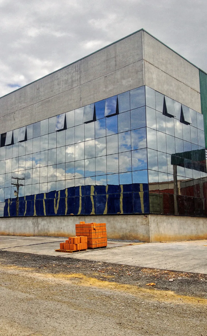 fechamento glazing pele de vidro projetos comerciais
