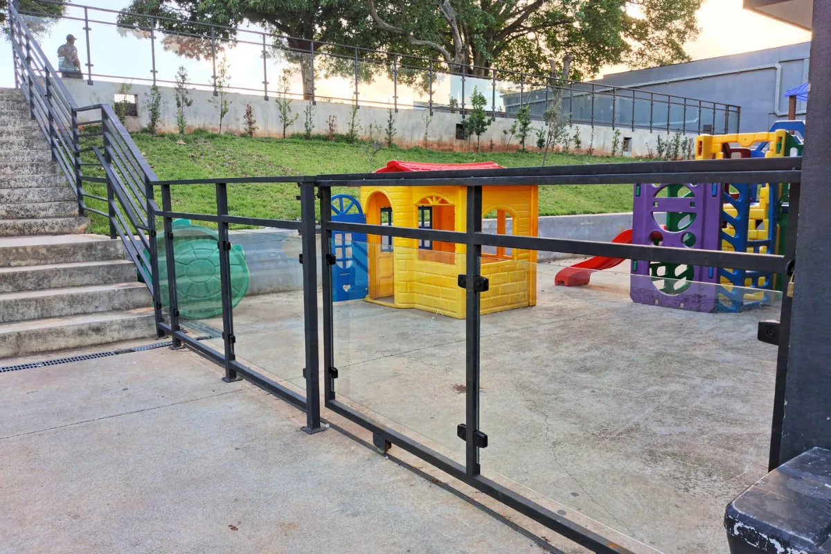 sacadas divisórias sacadas de vidro varanda varanda em vidro envidraçamento de ambiente