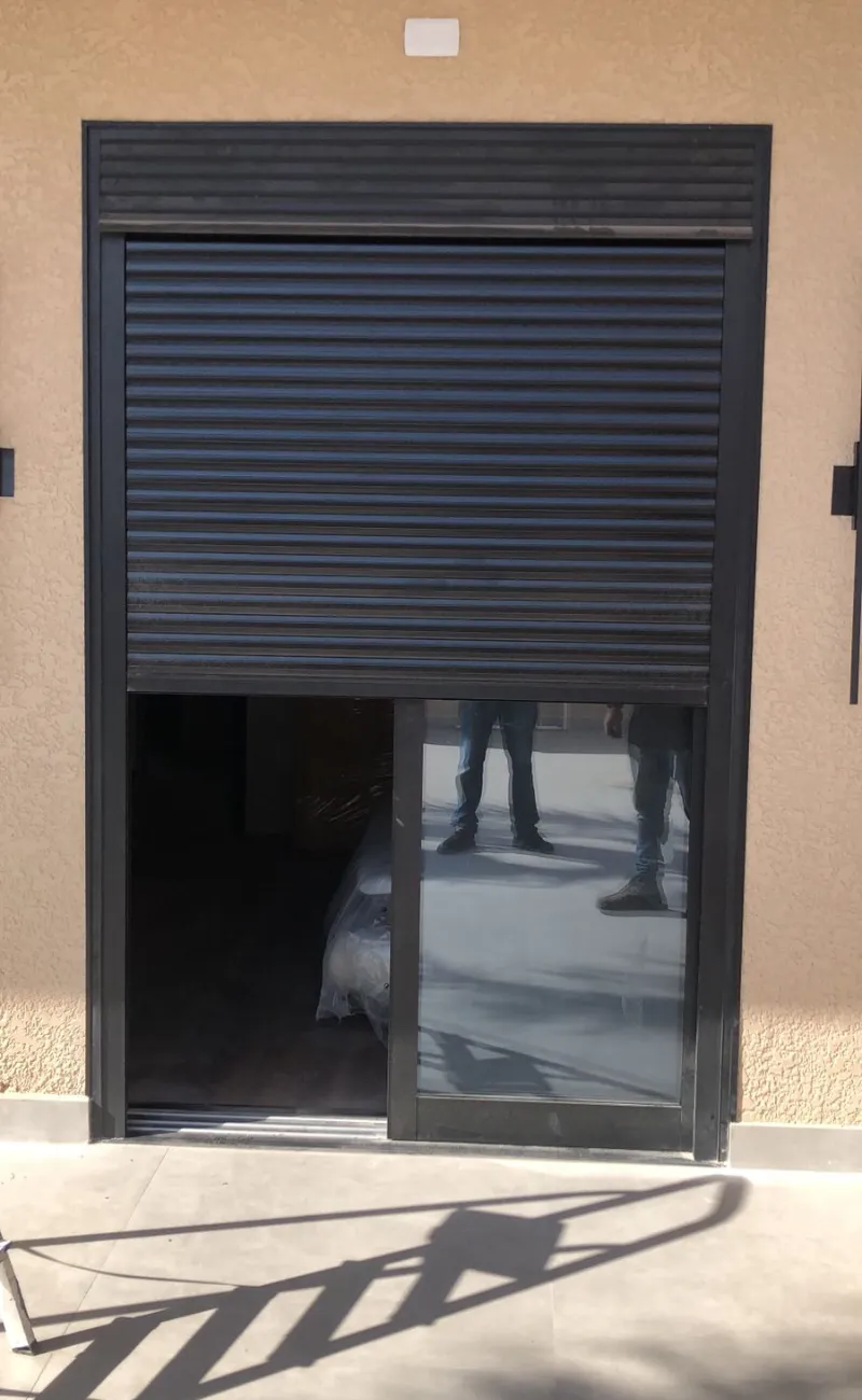Porta de correr automatica